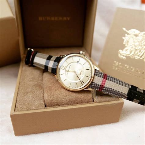 burberry the classic round bracelet watch 40mm|Burberry The Classic Round Watch, 40mm Jewelry.